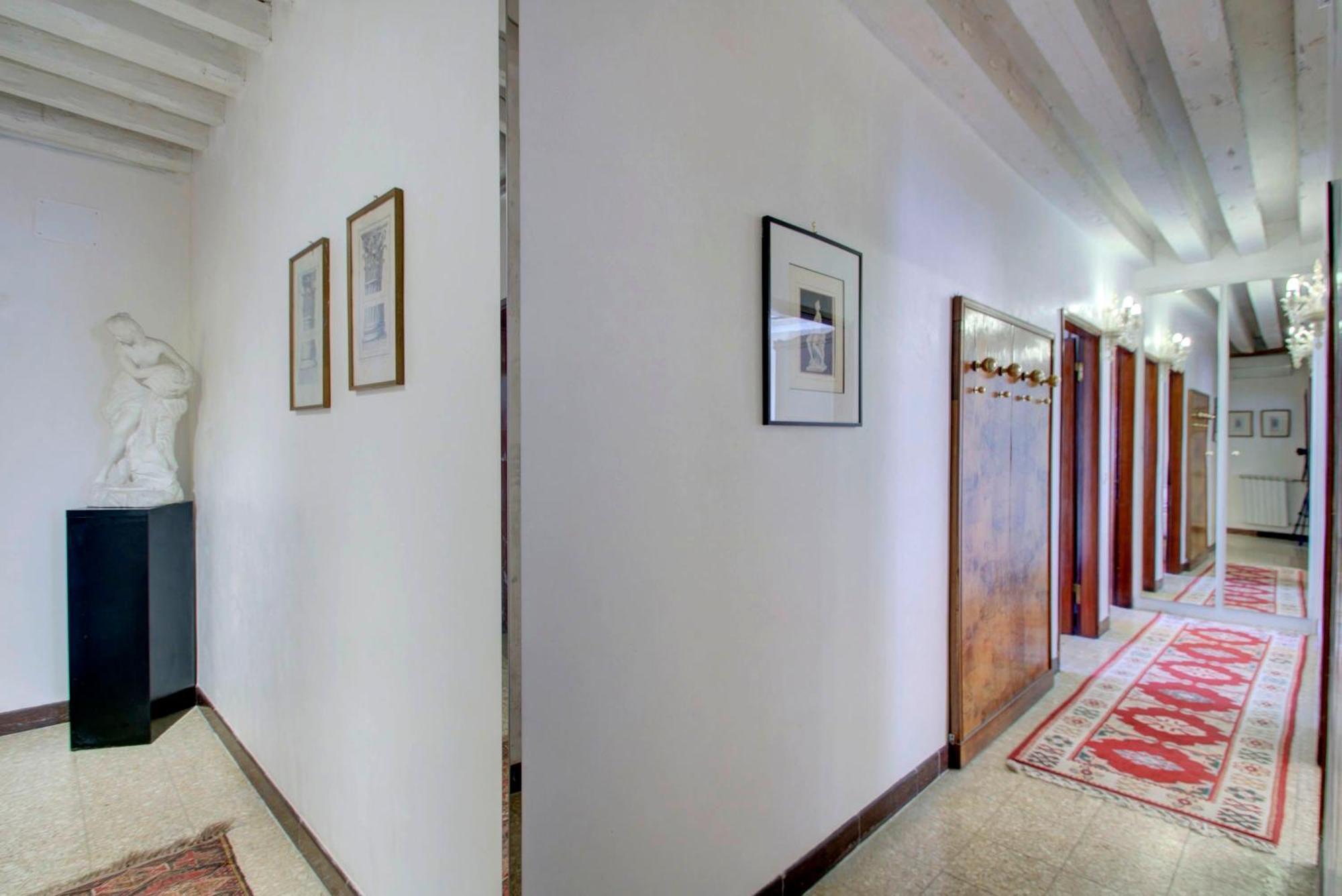 Marco Canal-views Apartamento